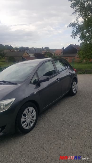 2008' Toyota Auris 1,4 D4-D photo #4