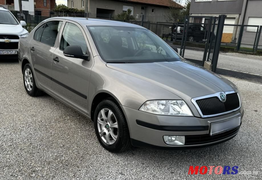 2011' Skoda Octavia 1,6 photo #4