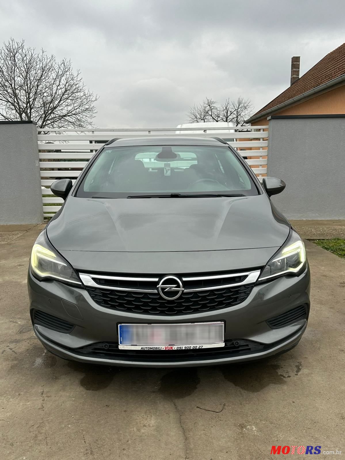 2016' Opel Astra Karavan photo #2