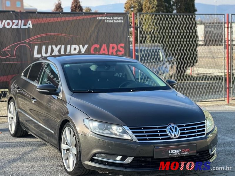 2013' Volkswagen Passat 2,0 Tdi Bmt photo #1