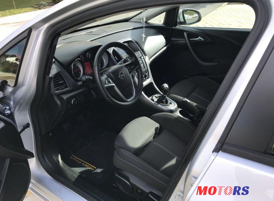 2016' Opel Astra Karavan 1,6 Cdti photo #1