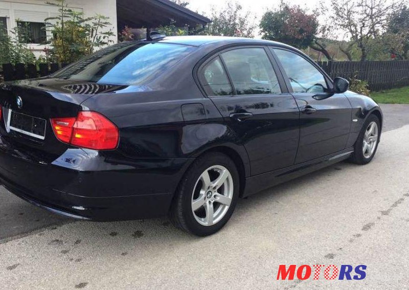 2009' BMW Serija 3 318D photo #4