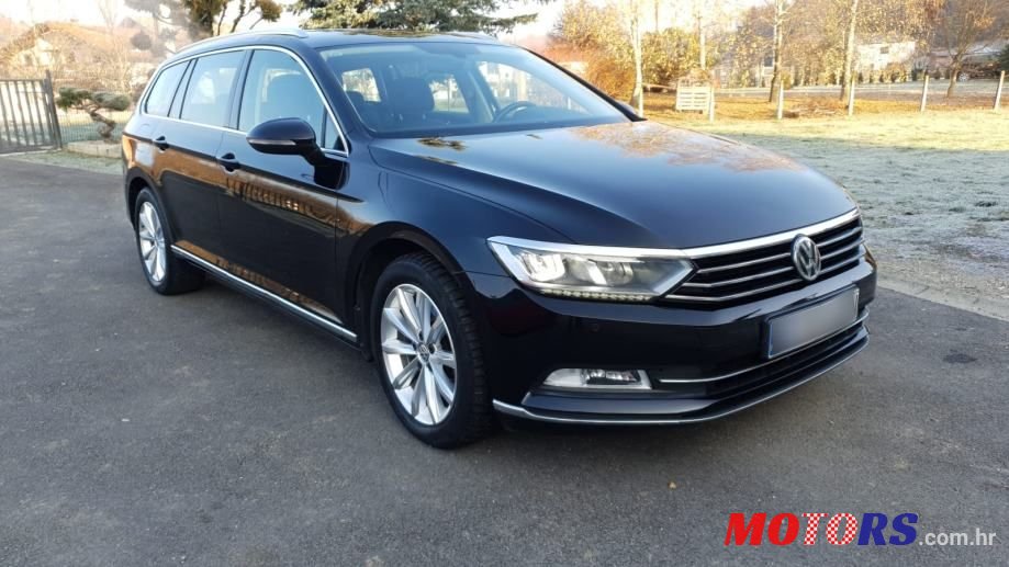 2015' Volkswagen Passat Variant photo #3