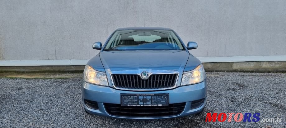 2010' Skoda Octavia 1,6 Tdi photo #2