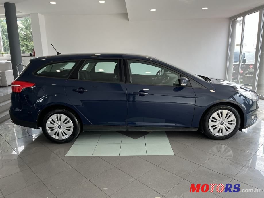 2017' Ford Focus Karavan photo #6