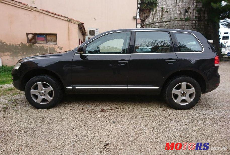 2004' Volkswagen Touareg 2,5 R5 Tdi photo #1