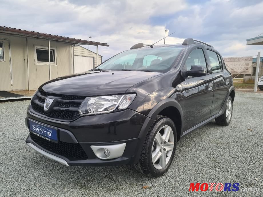 2015' Dacia Sandero photo #1