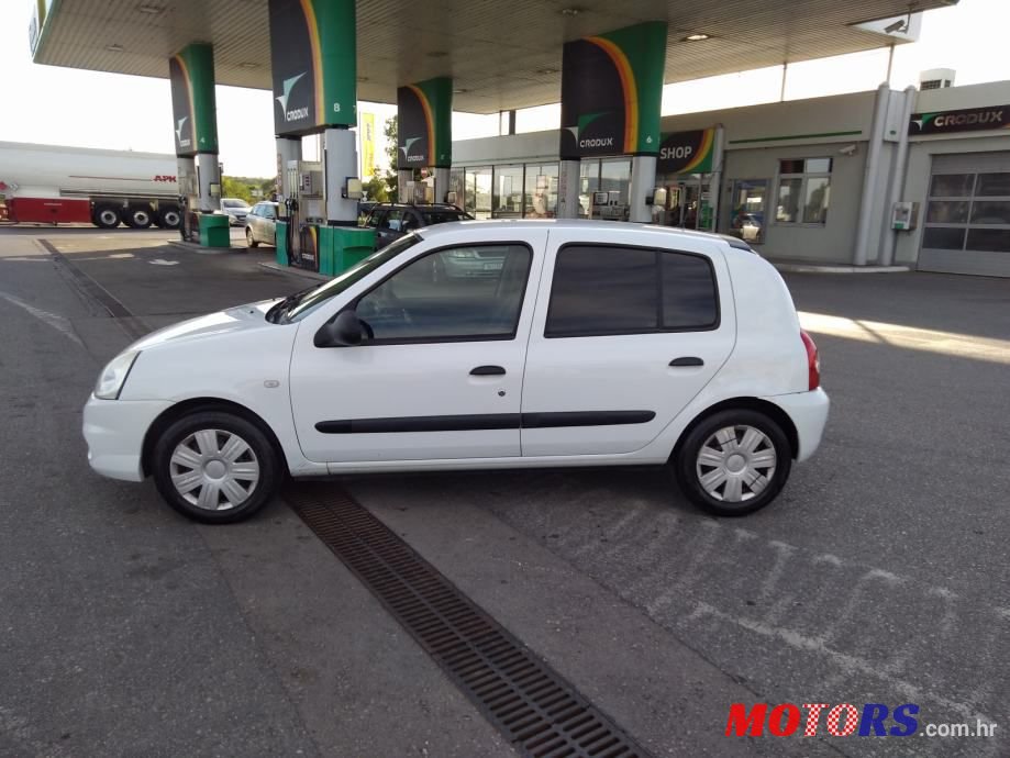 2010' Renault Clio 1,4 photo #4