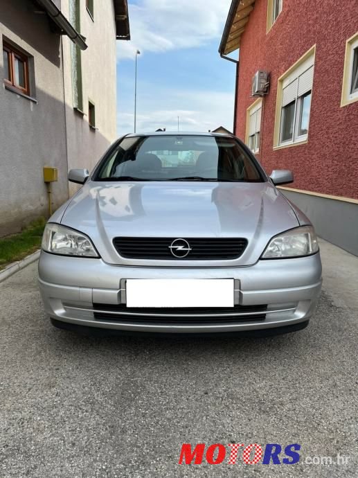 2003' Opel Astra 1,7 Dt photo #1