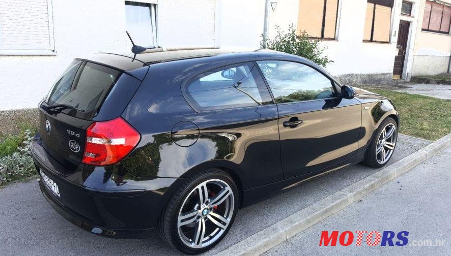 2008' BMW Serija 1 118D photo #2