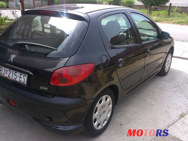 2005' Peugeot 206 photo #1