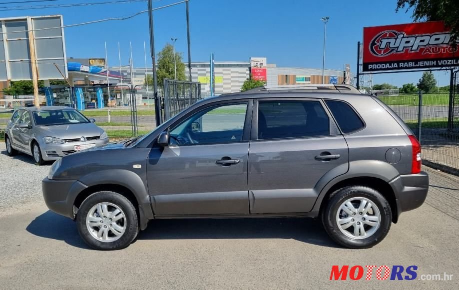 2008' Hyundai Tucson photo #3