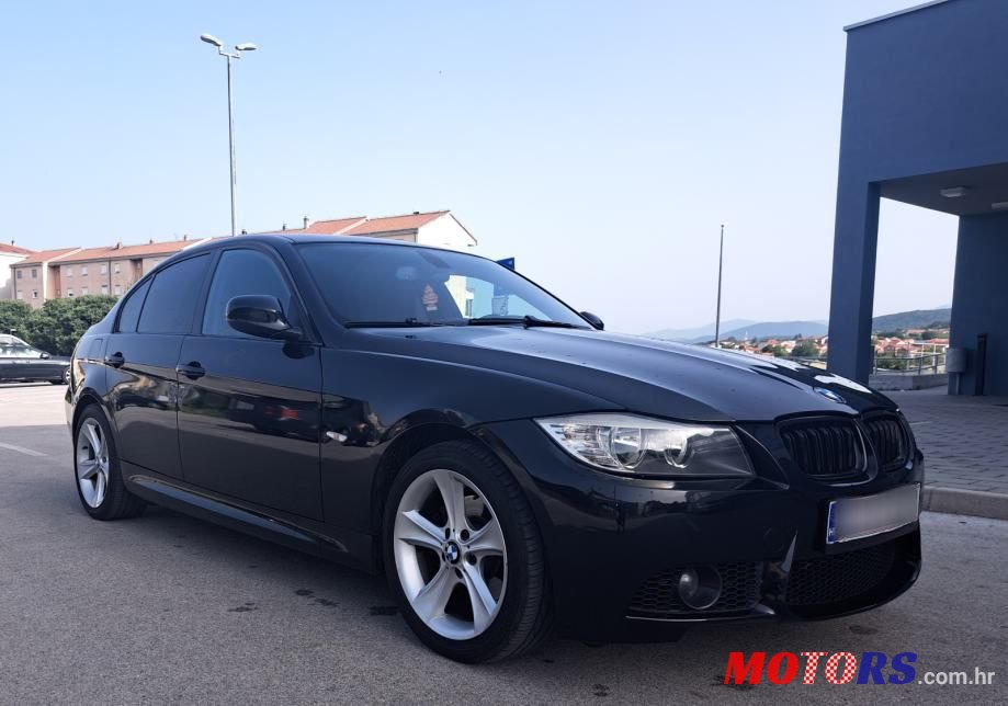 2009' BMW Serija 3 320D photo #2