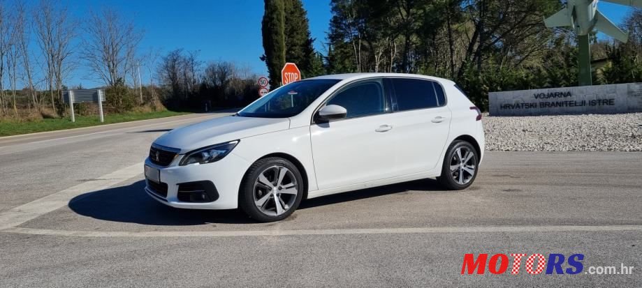 2018' Peugeot 308 1,6 Bluehdi photo #2