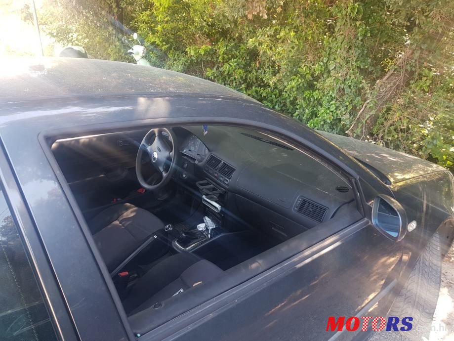 2000' Volkswagen Golf IV 1,6 photo #4