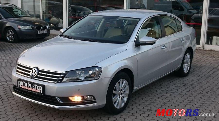 2013' Volkswagen Passat 1,6 Tdi Bmt photo #1