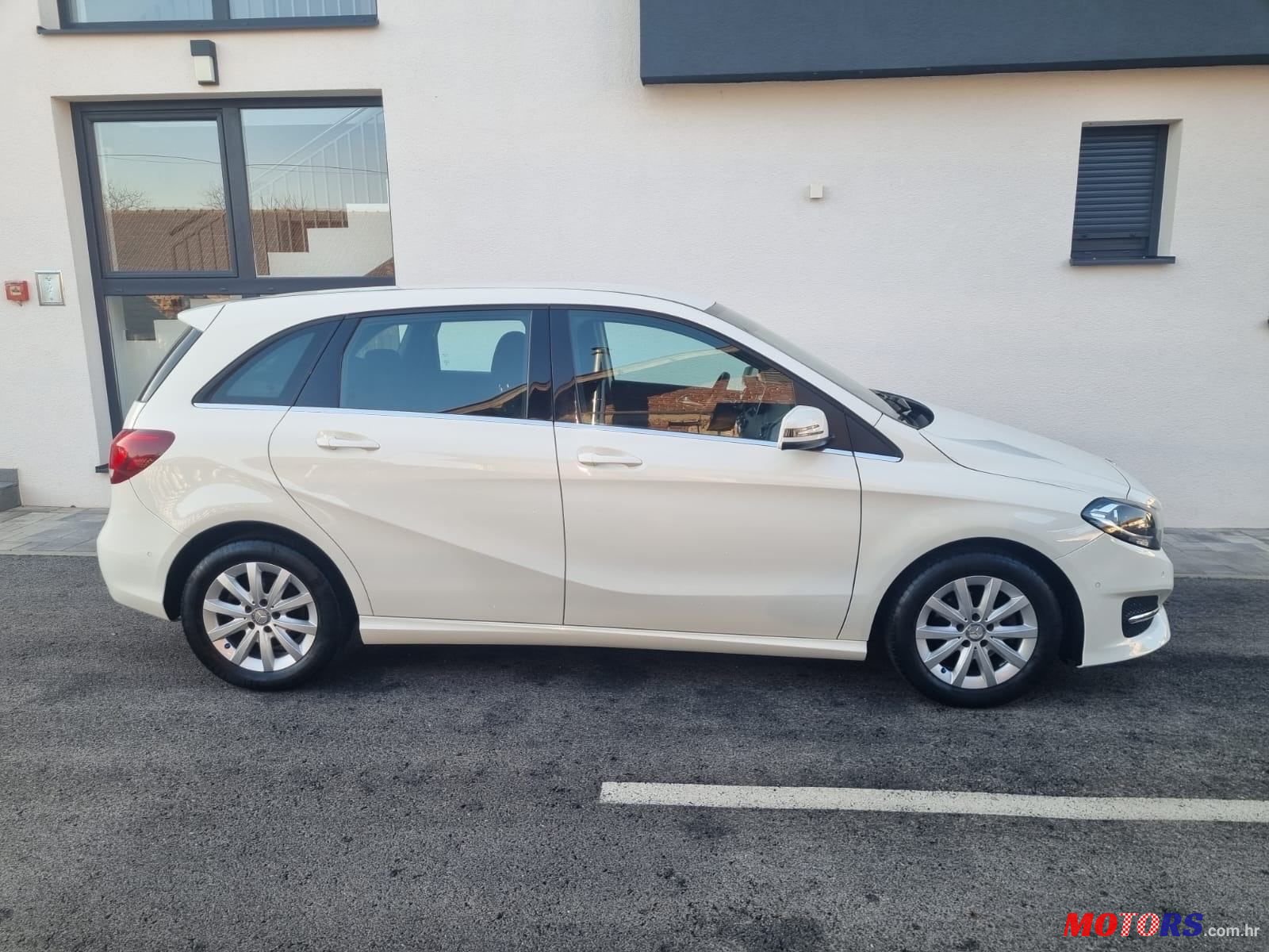 2016' Mercedes-Benz B-Klasa 160 D photo #6