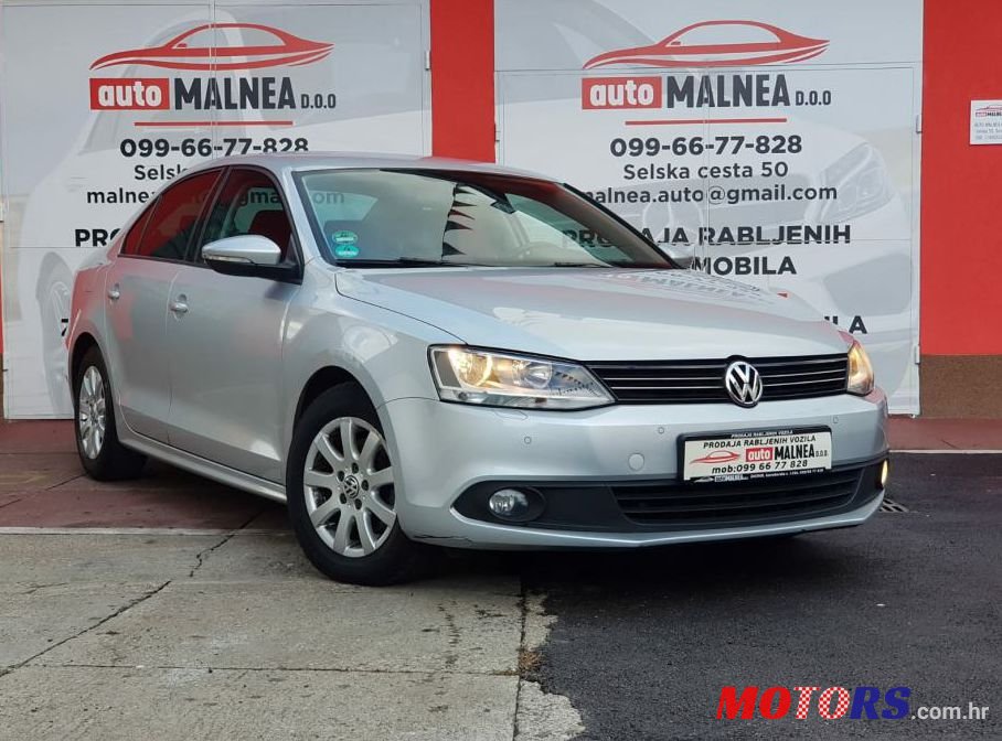 2012' Volkswagen Jetta 1,6 Tdi photo #1