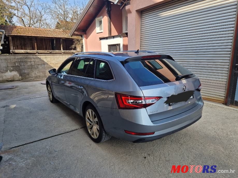 2012' Volkswagen Sharan 2,0 Tdi photo #1