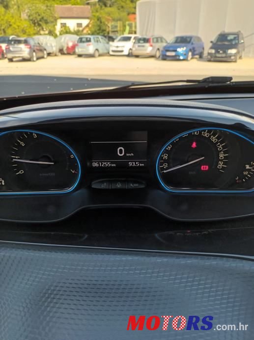 2018' Peugeot 2008 1,2 photo #6