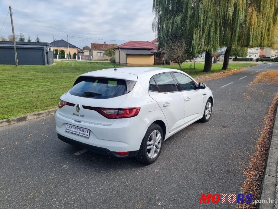 2016' Renault Megane Dci 110 photo #6