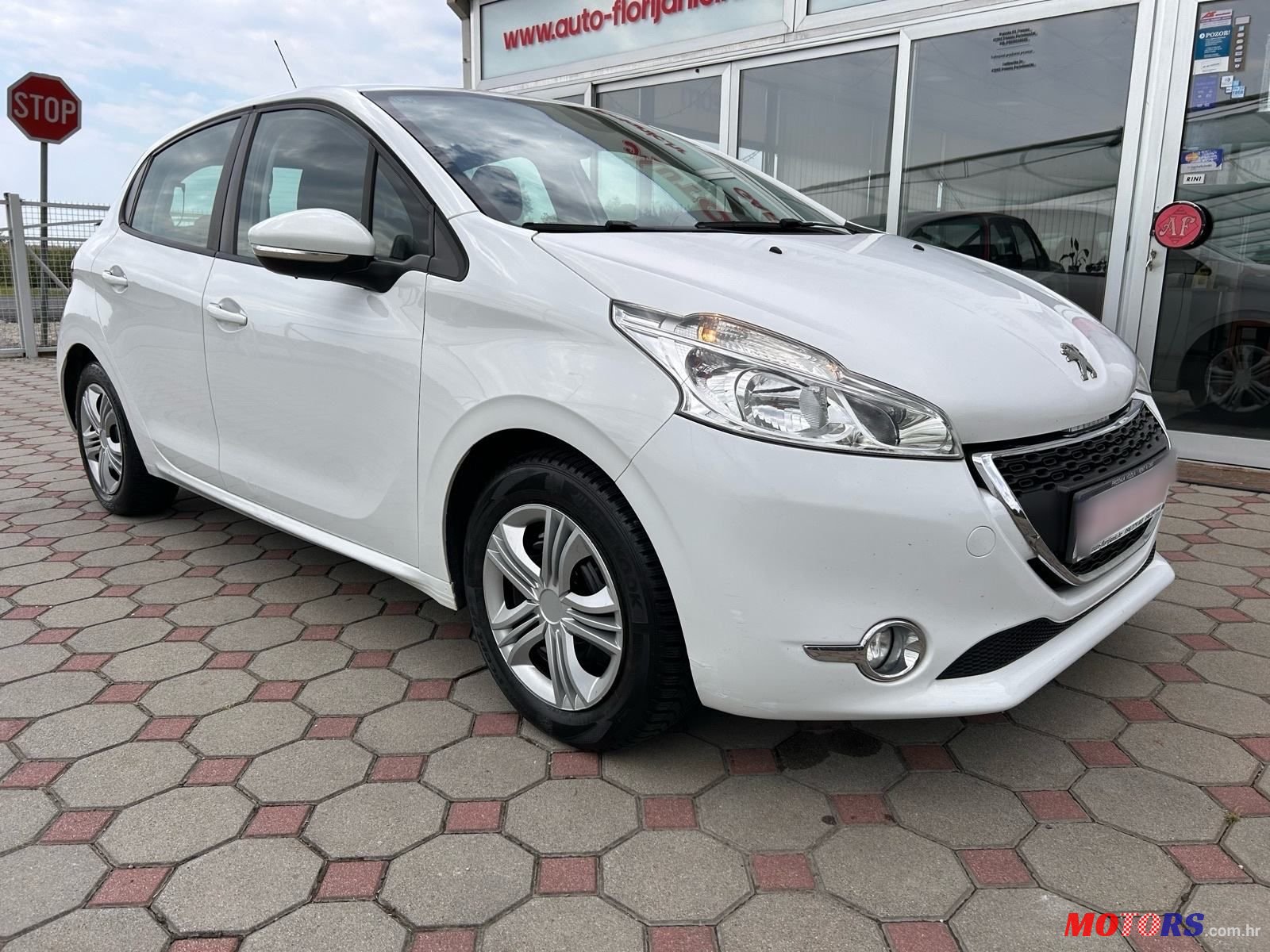 2015' Peugeot 208 1,4 Hdi photo #3