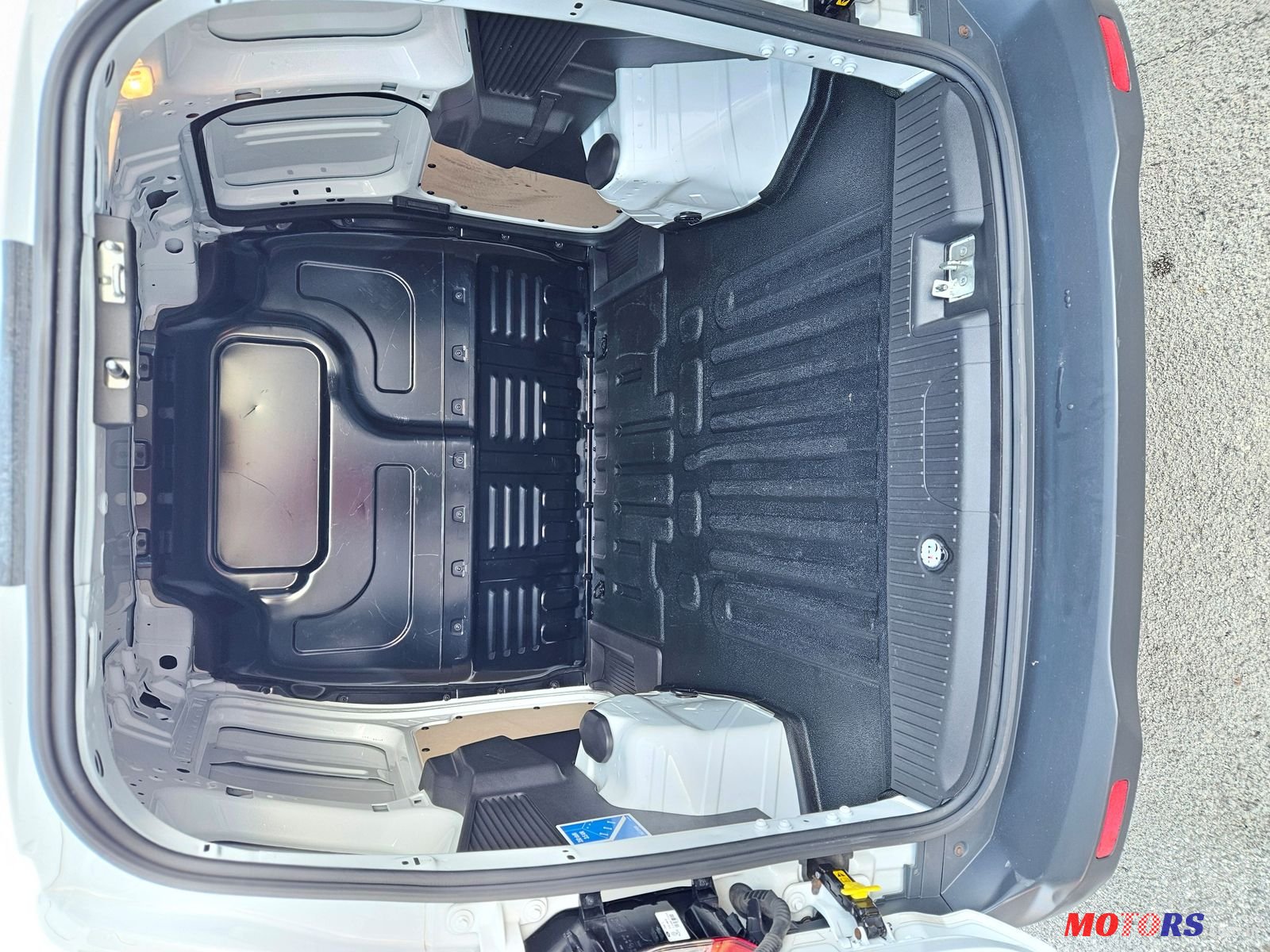 2019' Ford Transit Courier photo #5