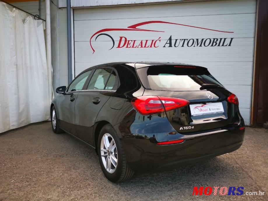 2020' Mercedes-Benz A-Klasa 160 D photo #4