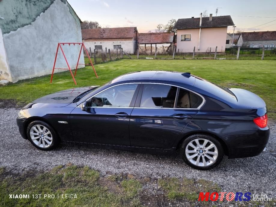 2010' BMW Serija 5 530D photo #4