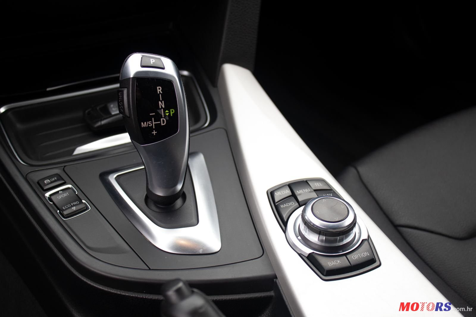 2014' BMW Serija 3 320D photo #3