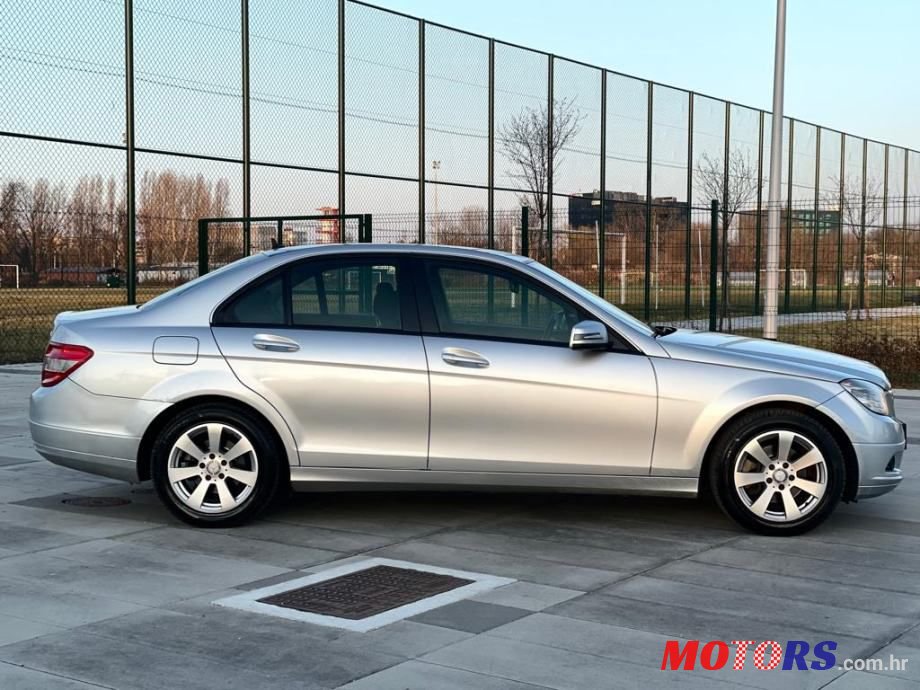 2010' Mercedes-Benz C-Klasa 200 Cdi photo #6