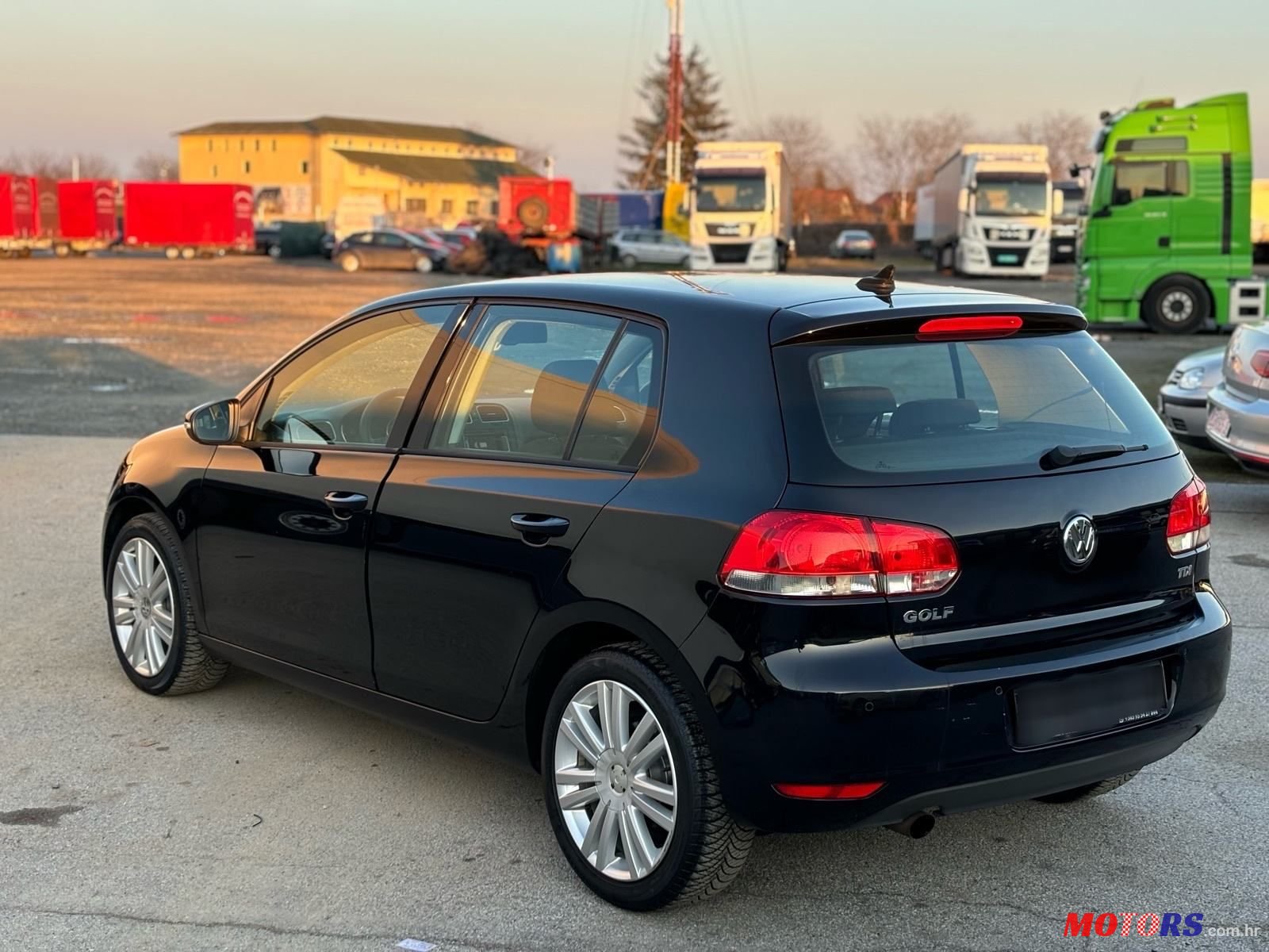 2011' Volkswagen Golf VI 1,6 Tdi photo #6