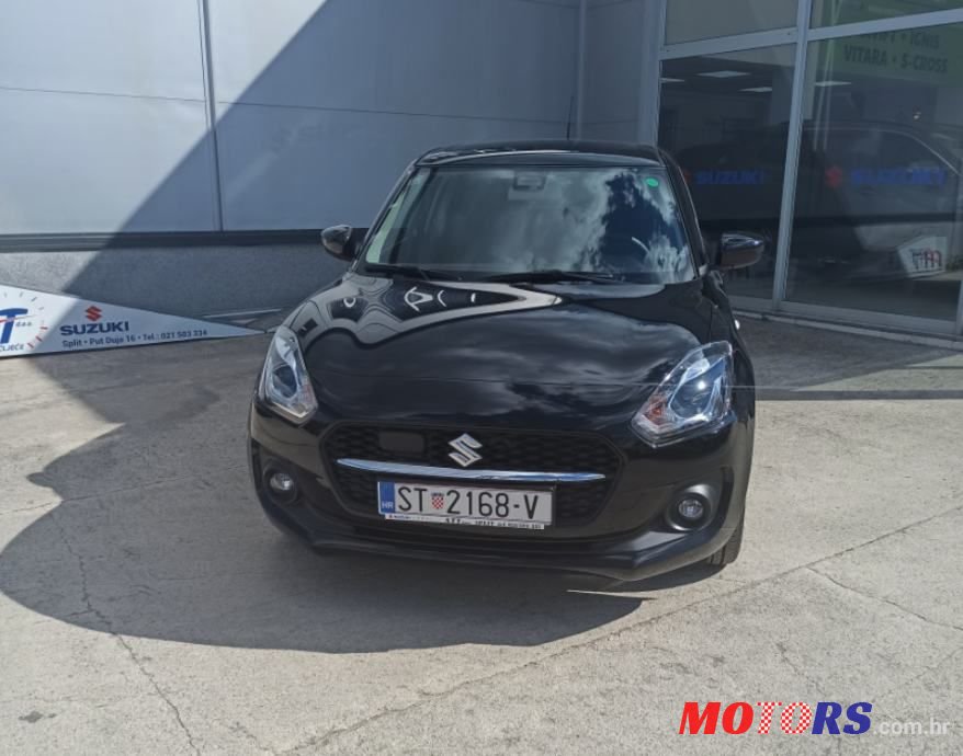 2021' Suzuki Swift 1,2 photo #1