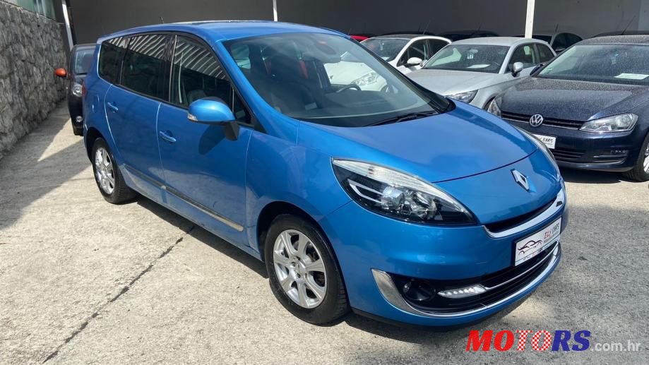 2012' Renault Grand Scenic photo #3