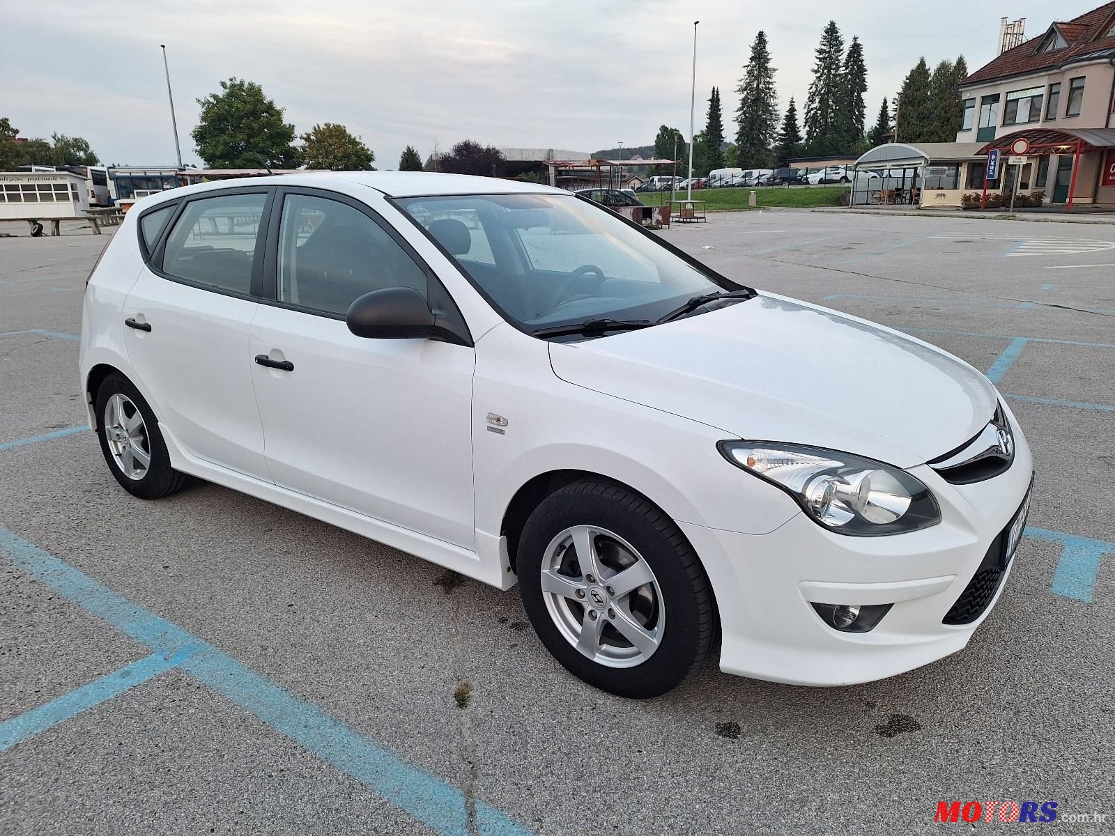 2011' Hyundai i30 1,6 Crdi photo #3