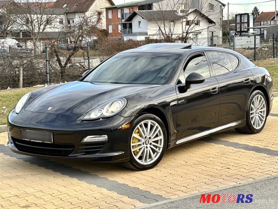 2012' Porsche Panamera S Hybrid photo #1