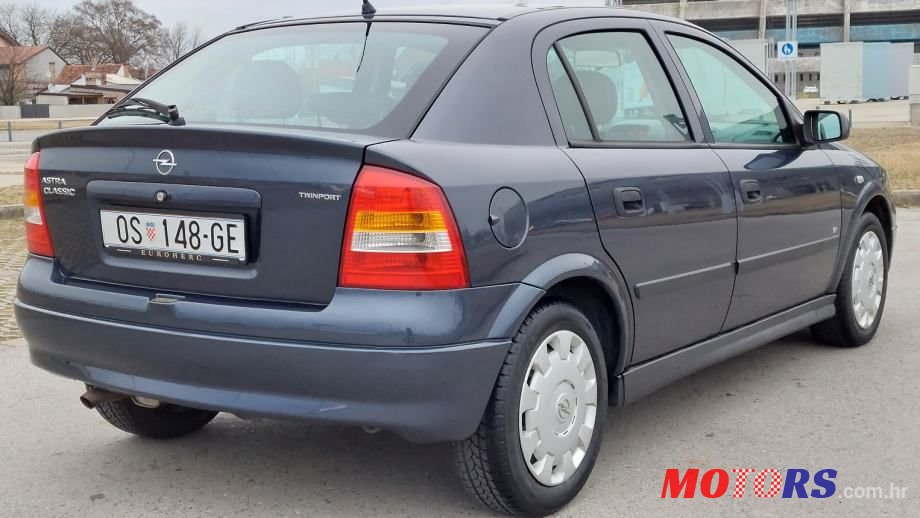 2006' Opel Astra 1,4 16V photo #4