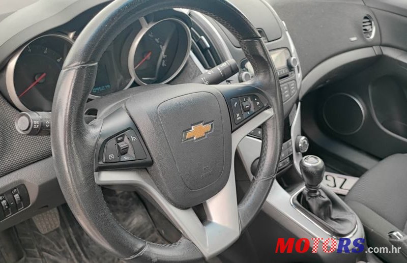 2013' Chevrolet Cruze 1,6 Ls+ photo #6