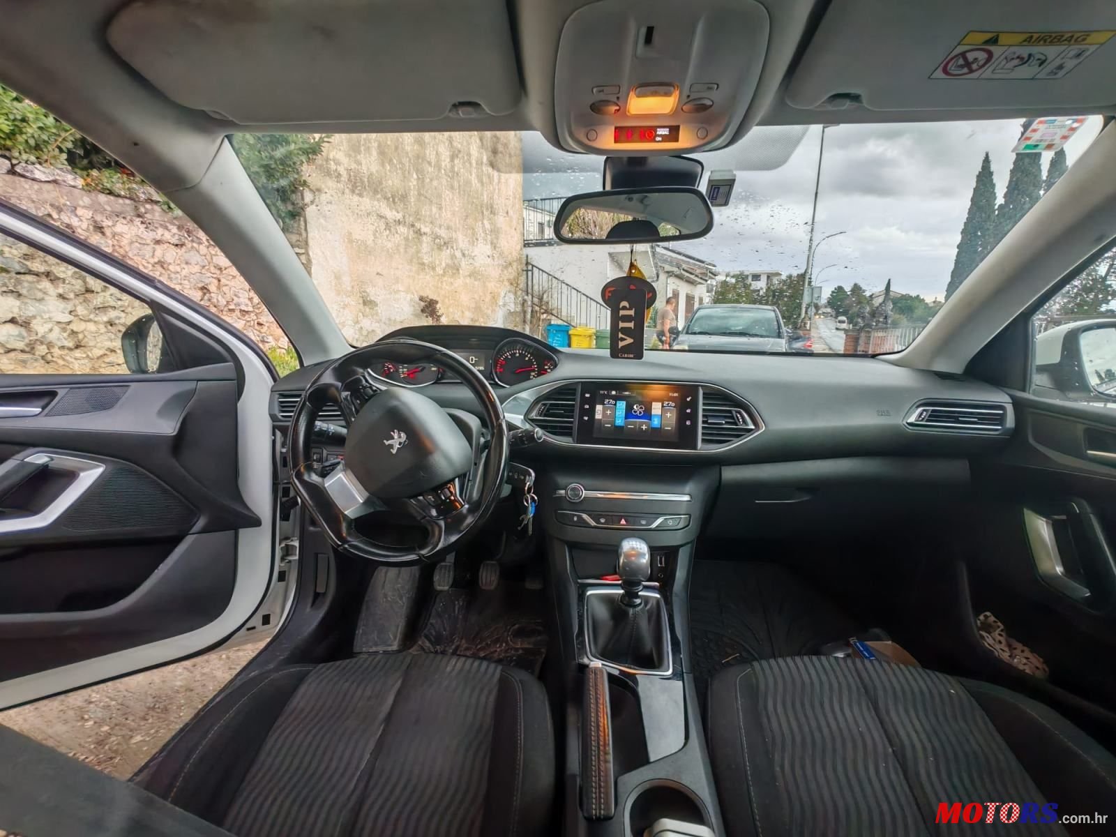 2014' Peugeot 308 1,6 E-Hdi photo #3