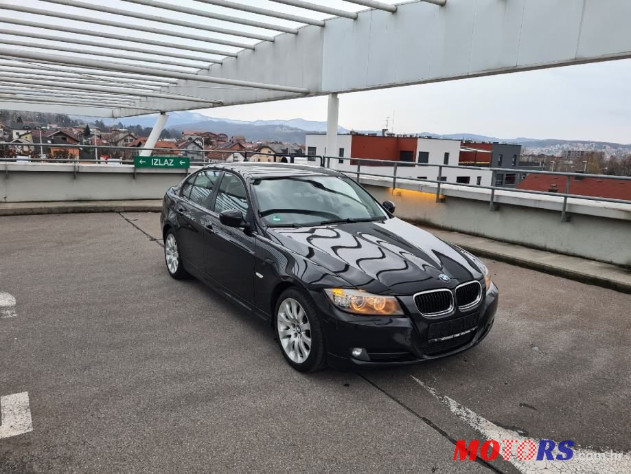 2010' BMW Serija 3 320D photo #6