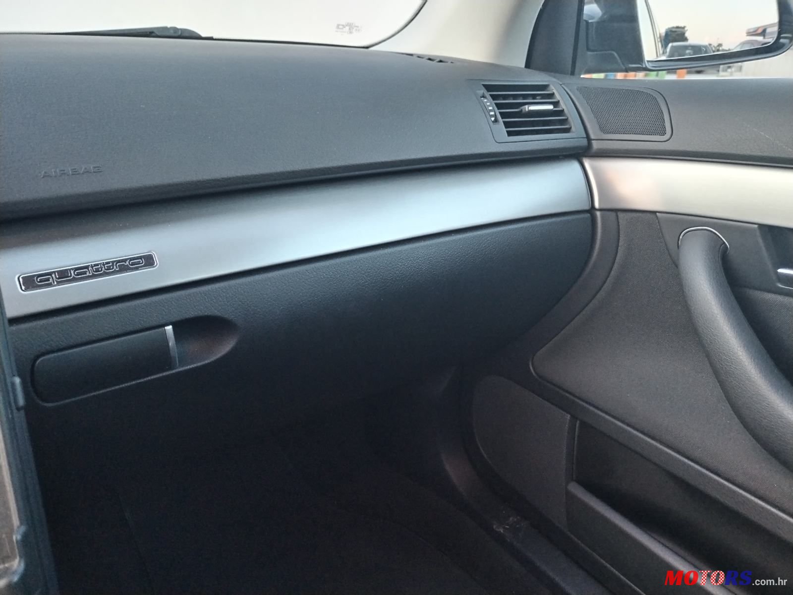 2007' Audi A4 Avant photo #2