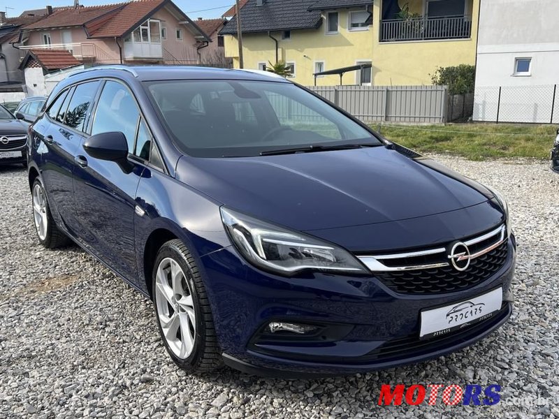 2017' Opel Astra 1.6 Cdti photo #2