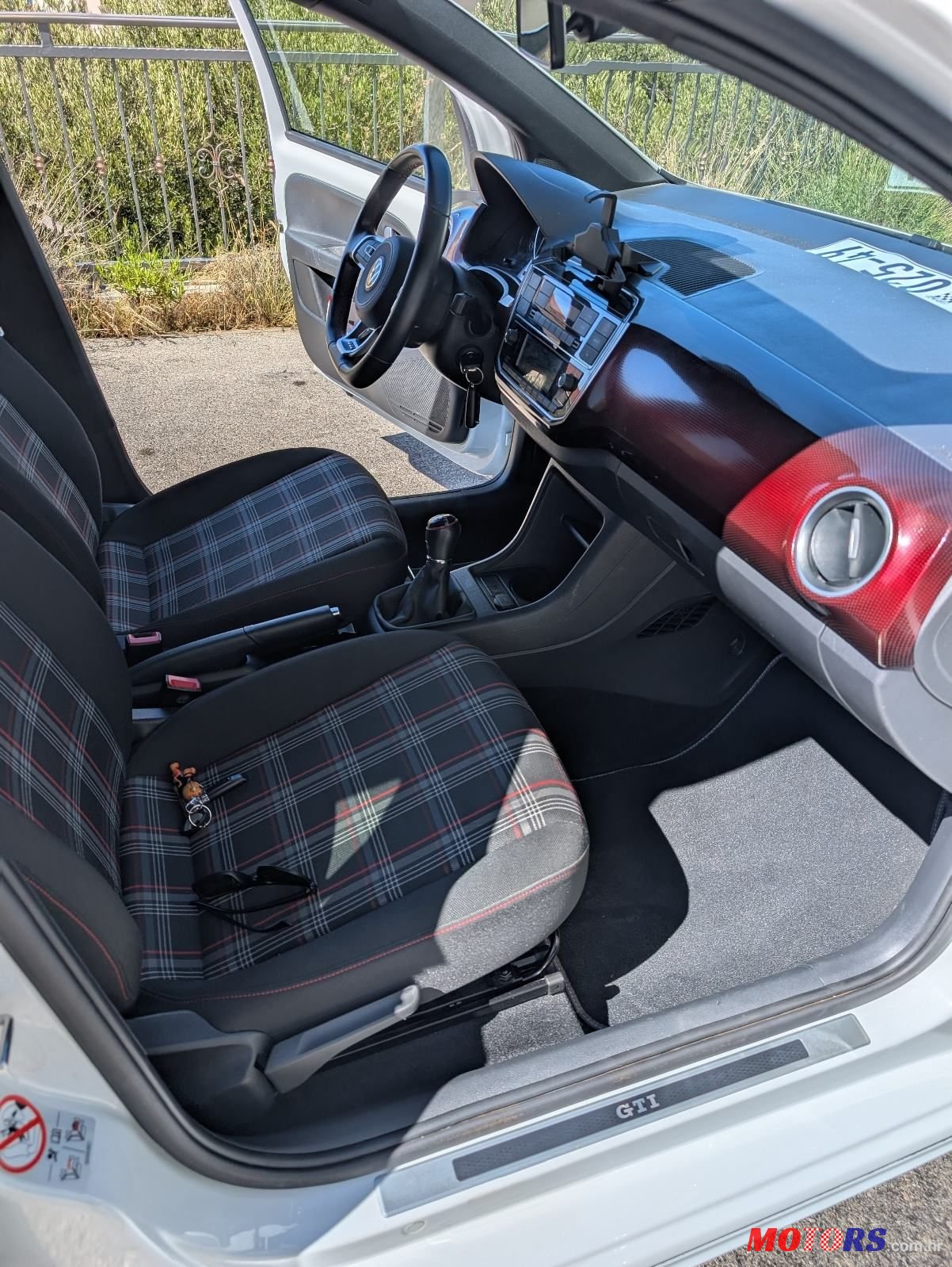 2021' Volkswagen Up! Gti photo #6