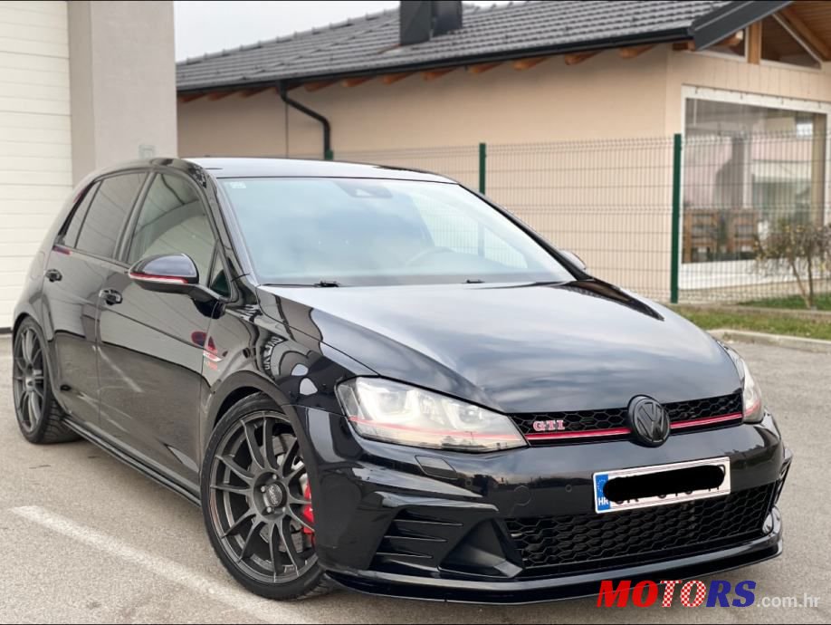 2013' Volkswagen Golf 7 2.0 Gti photo #3