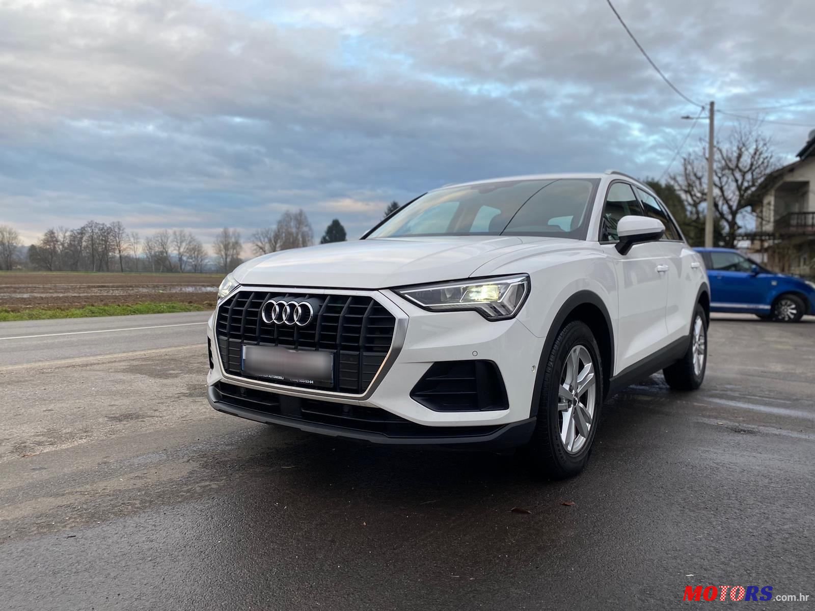 2019' Audi Q3 35 Tdi photo #3