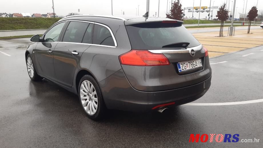 2010' Opel Insignia Karavan photo #4