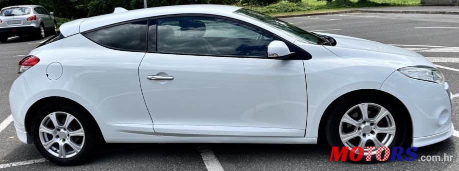 2010' Renault Megane Coupe 1,5 Dci photo #6