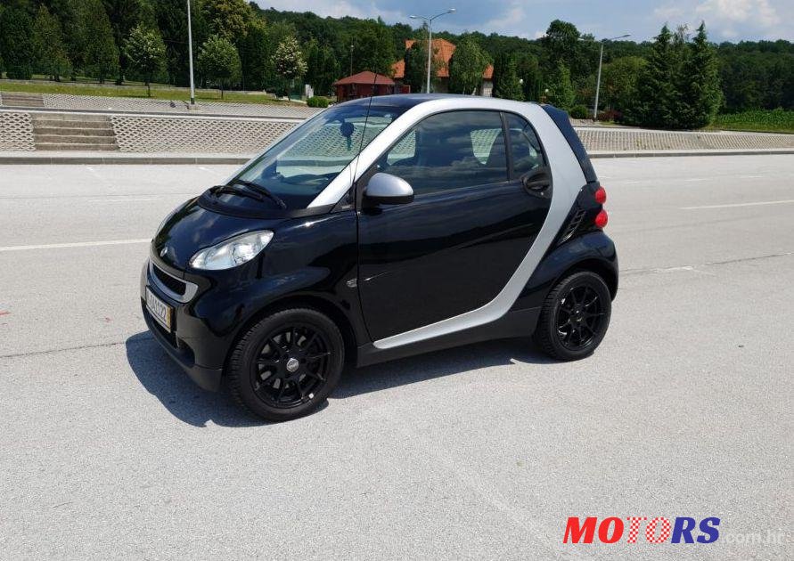 2008' Smart Fortwo photo #1