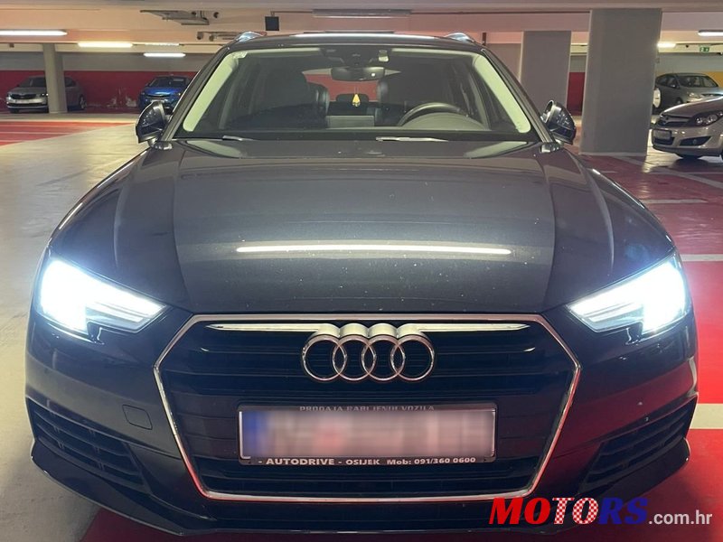2016' Audi A4 Avant photo #3
