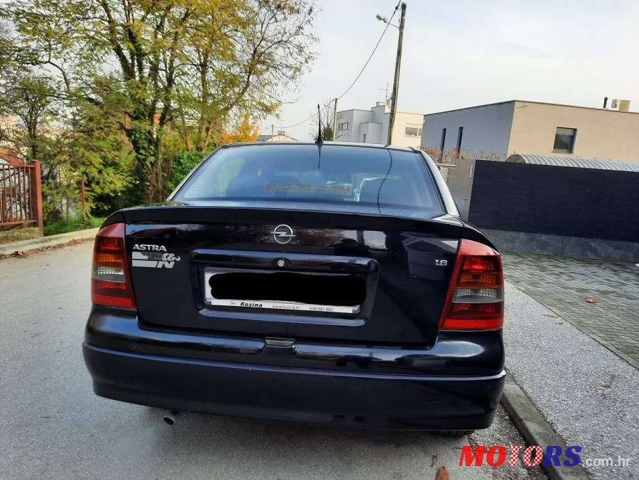 2003' Opel Astra Classic photo #6
